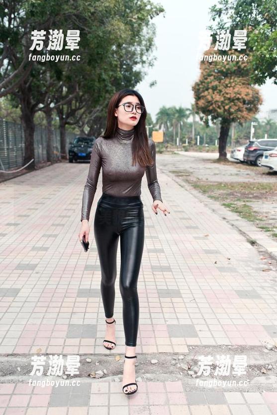 魔镜街拍 魔镜街拍最新合集:热裤小妹,你自由与美貌的代言人